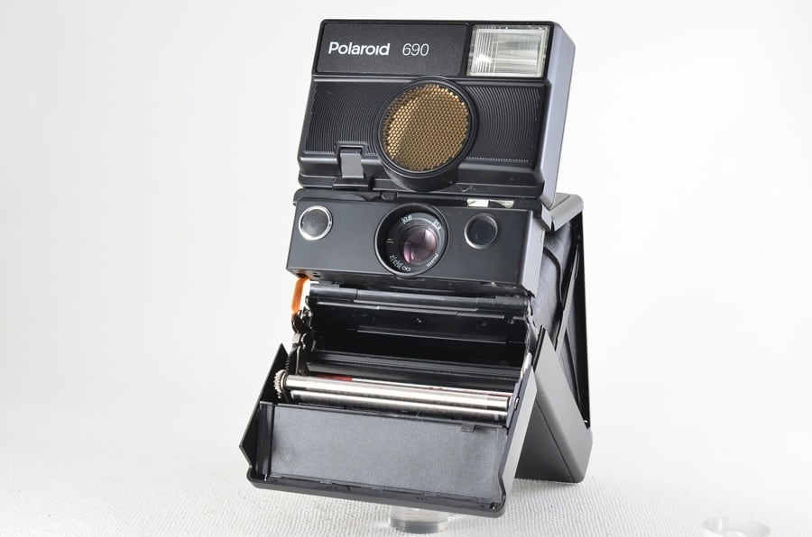 Polaroid (ポラロイド) SLR 690 ブラックボディ（20478） | サンライズ
