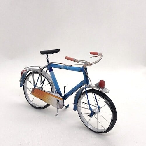 リキシャのミニチュア自転車 赤・青・白・緑 ガチャ】ガチャ自転車！！本格派！可動式！ダイキャスト製！ミニバイク