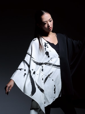 着物ポンチョ（Kimono poncho）墨デザイン