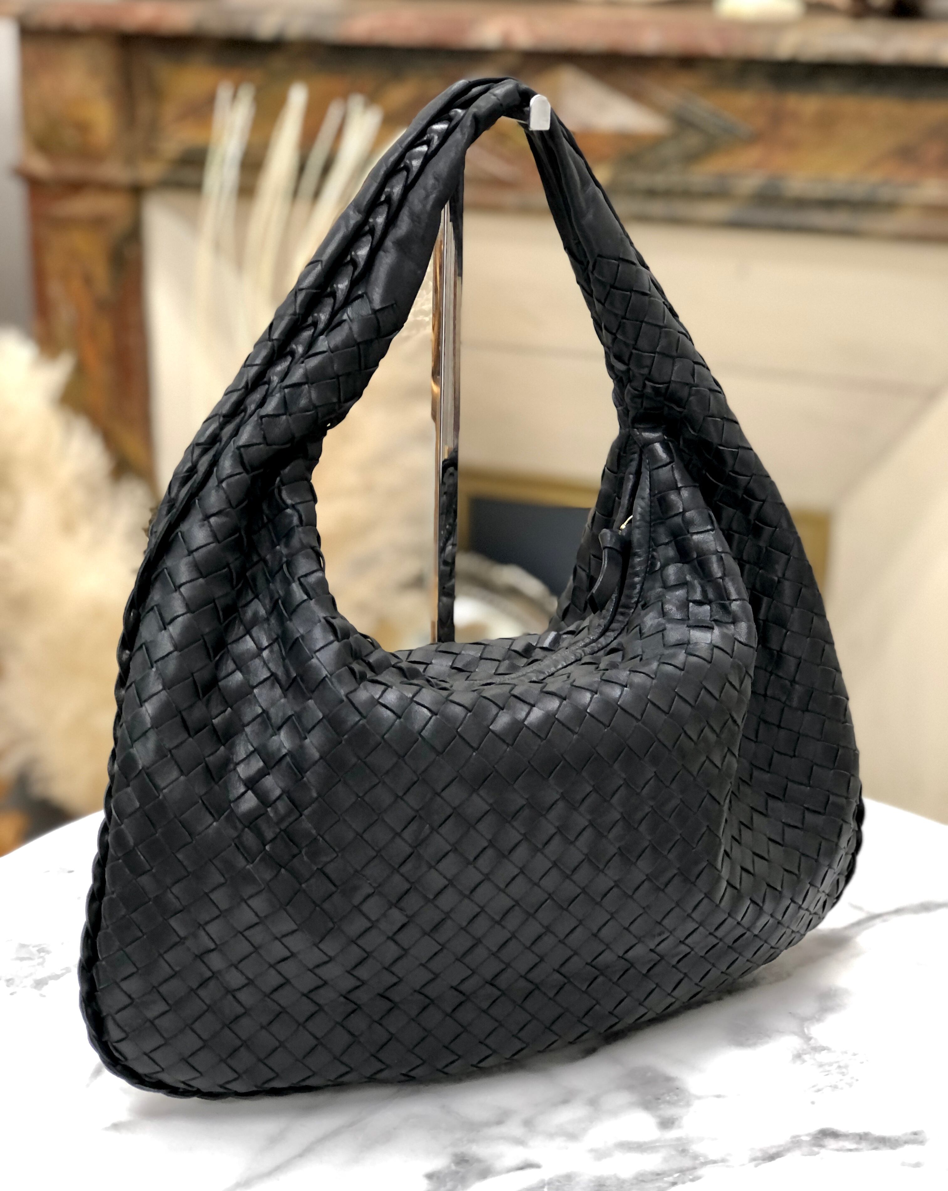 Bottega Veneta ボッテガヴェネタ　イントレチャート　レザー　セミショルダー　ショルダーバッグ　ブラック　vintage　ヴィンテージ　 オールド　uwh4ef | VintageShop solo powered by BASE