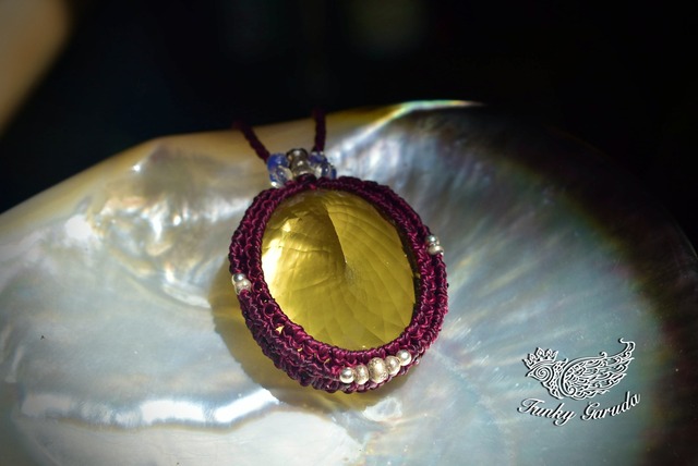 輝く黄金★81.5ctファセット★レモンクォーツ　マクラメペンダントlemon003　