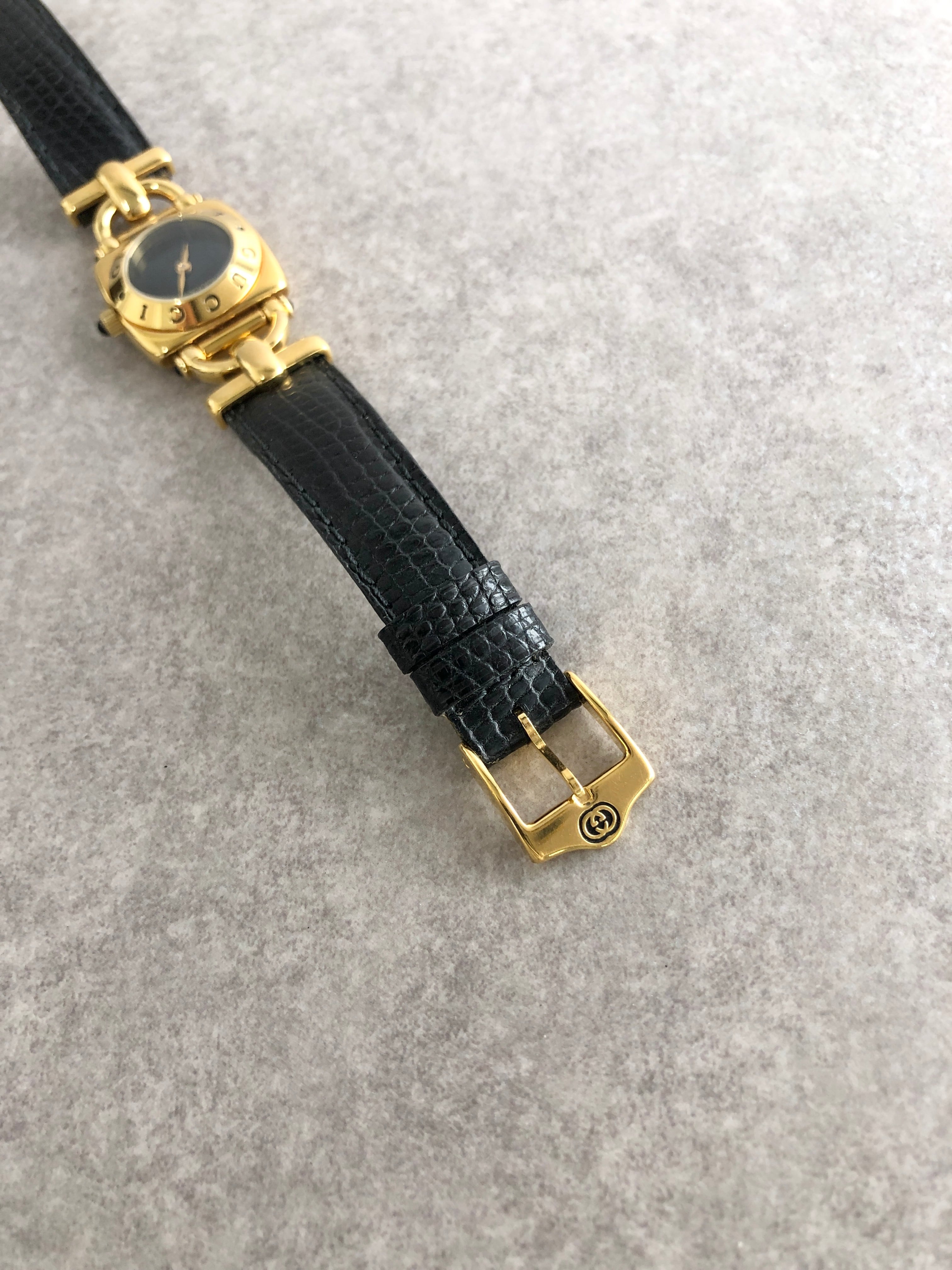 GUCCI グッチ 腕時計 ゴールド×ブラック ステンレススチール 6300L