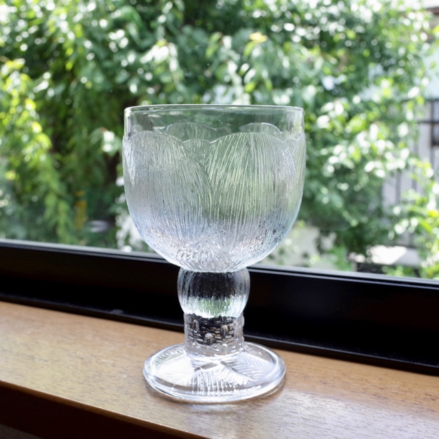 Nuutajarvi/iittala　Pioni Oiva Toikka　ワイングラス