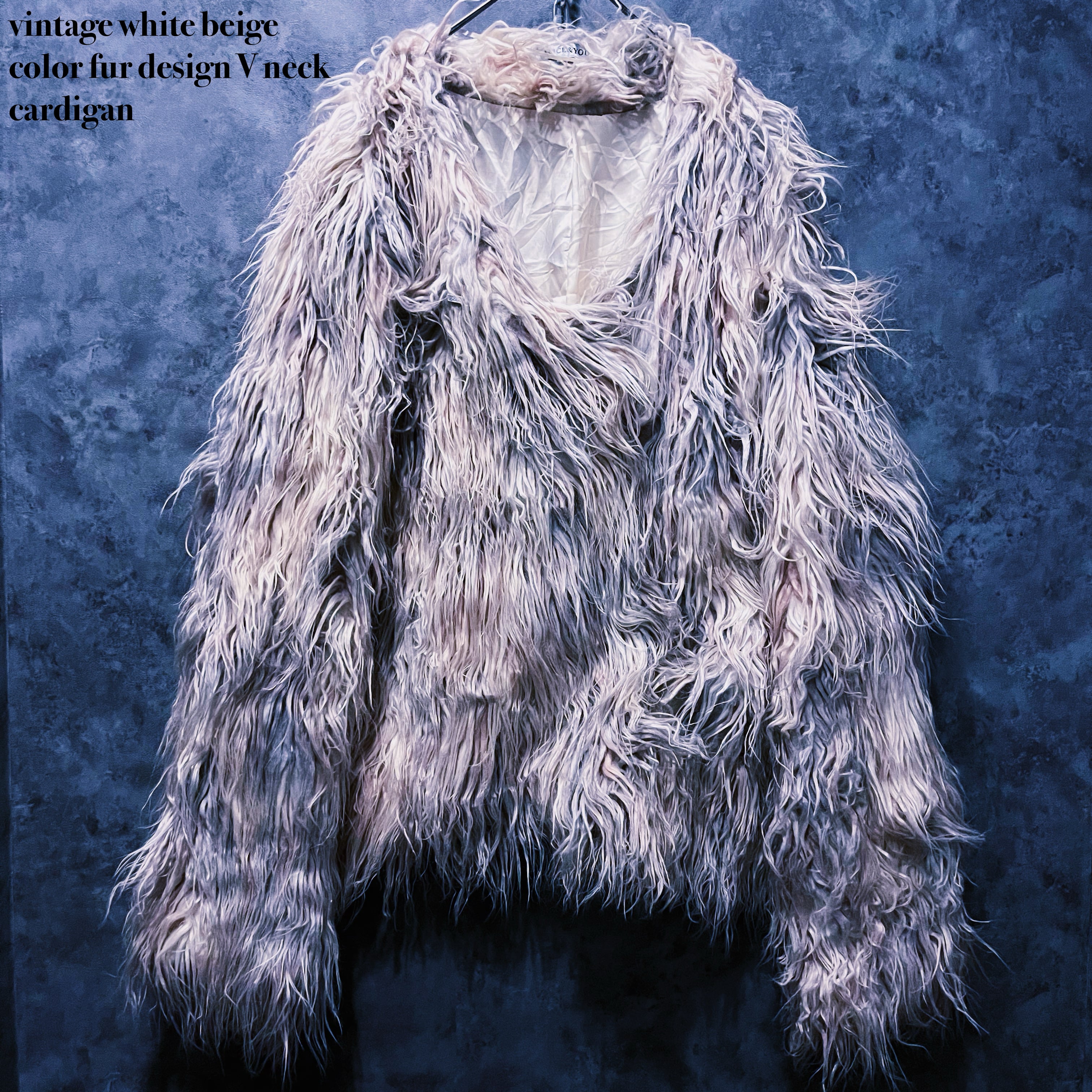 【doppio】vintage white beige color fur design V neck cardigan