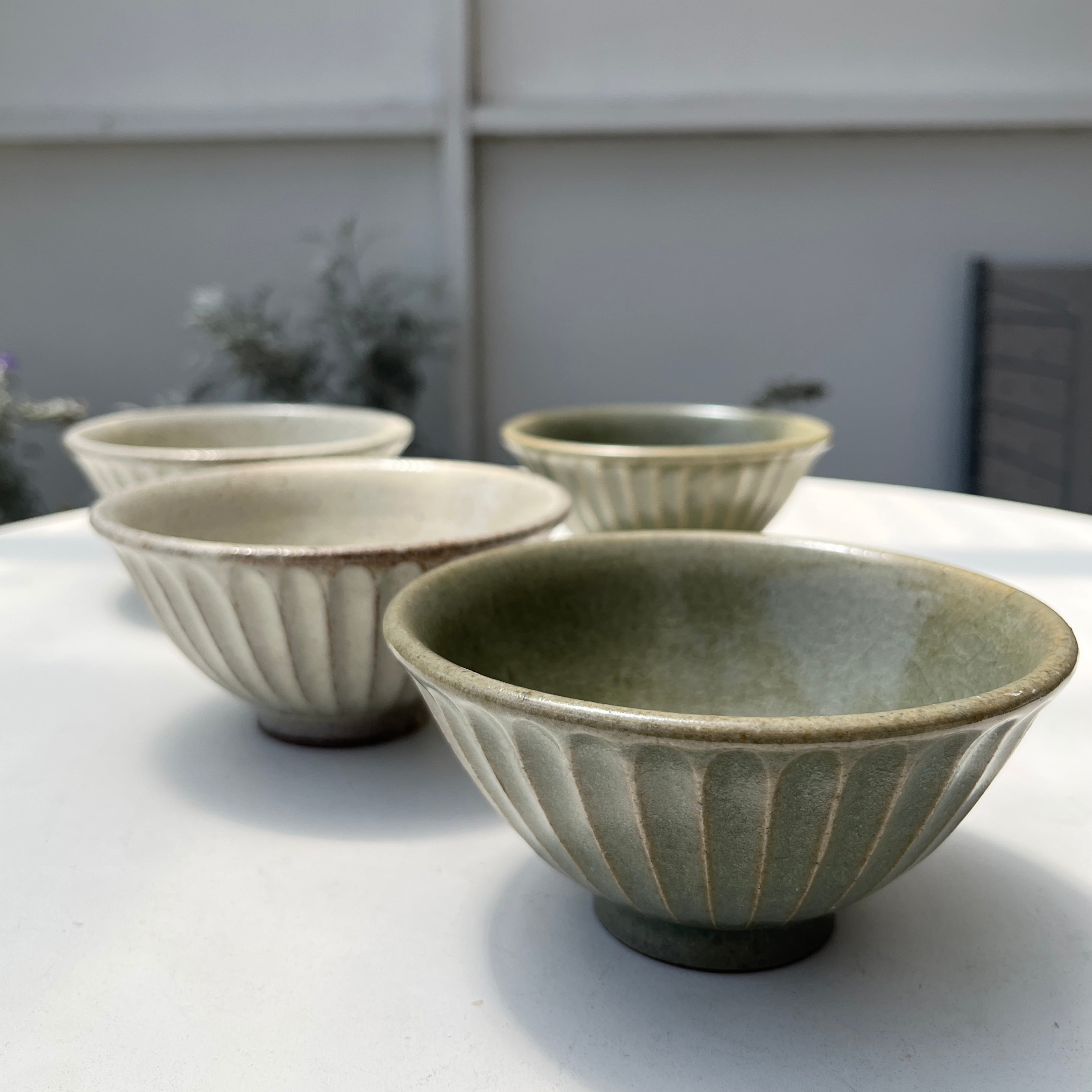 期間限定販売＞ 手島英則 松灰釉 シノギ飯椀 | ihana design(イハナ