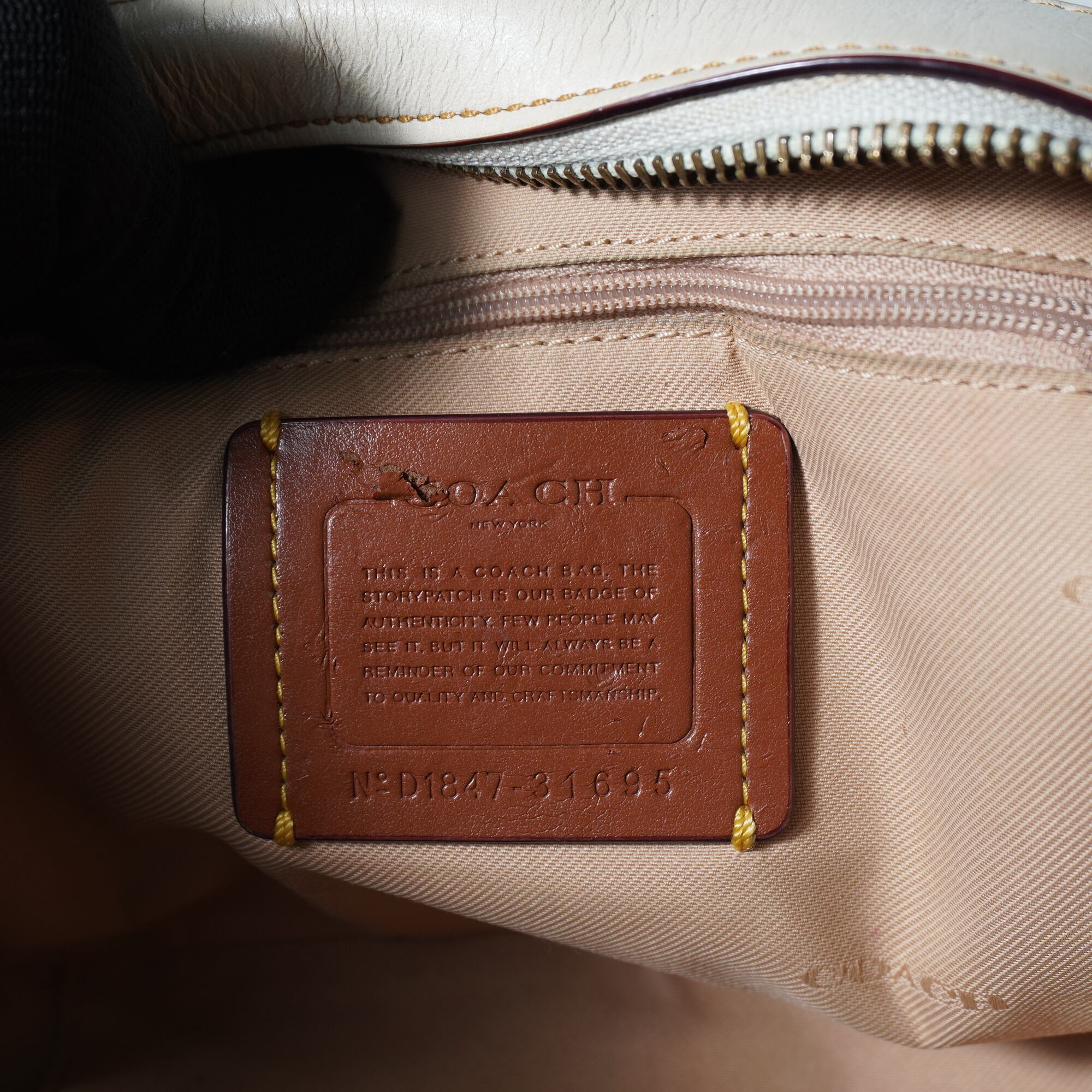 COACH】コーチ 花柄・シグネチャーレザーショルダーバッグ white&brown