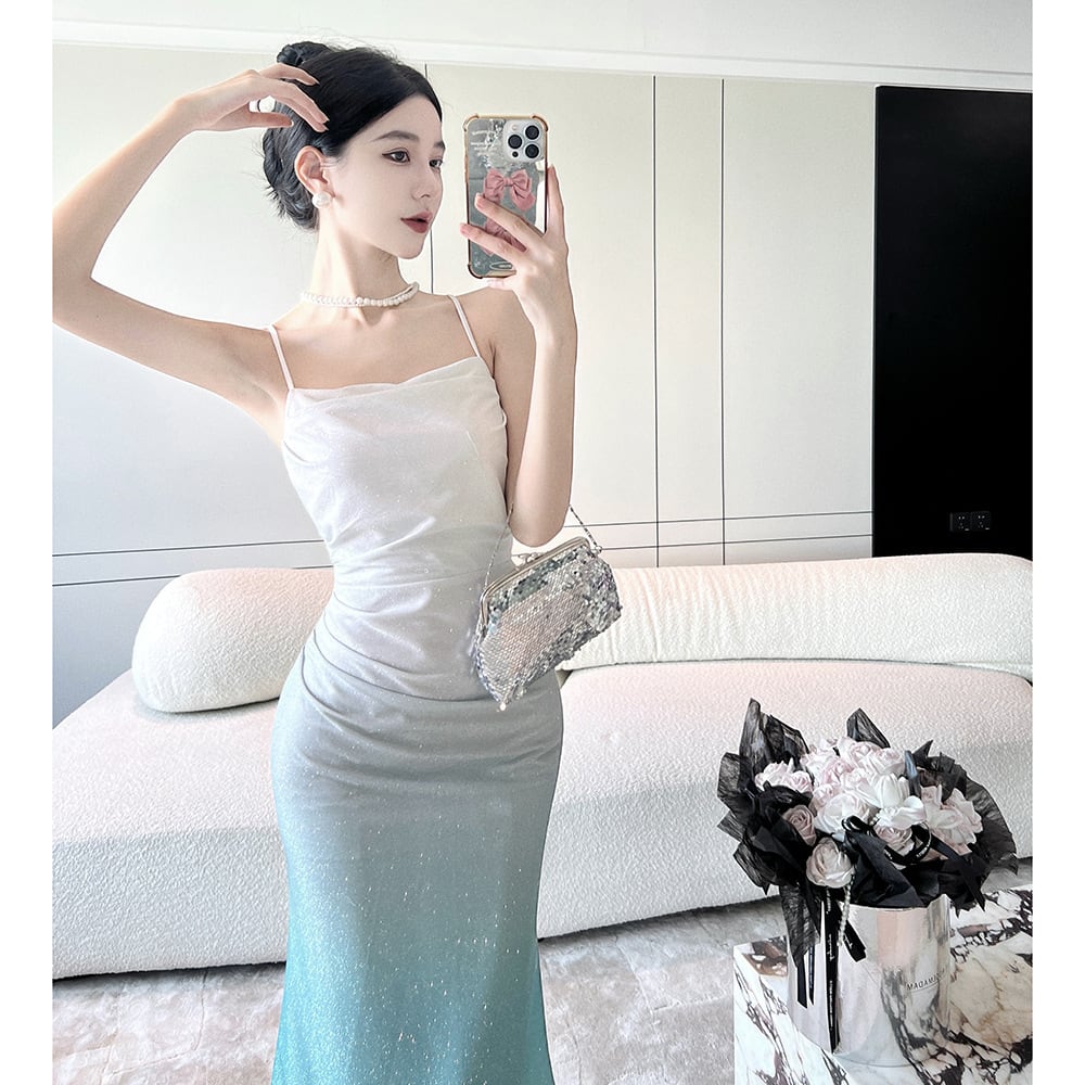 【新作】【送料無料】 2024 新しい夏のスタイル日本と韓国の東南アジアのエレガントな女性スタイルのミッドレングスのグラデーションカラーサスペンダードレス 7942 0138905942831