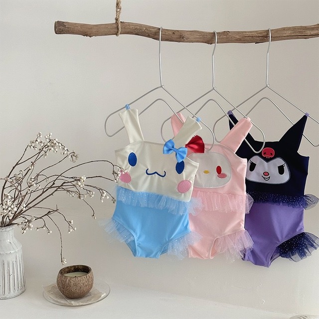 ,キャラクターデザインが可愛い女の子用ワンピース水着