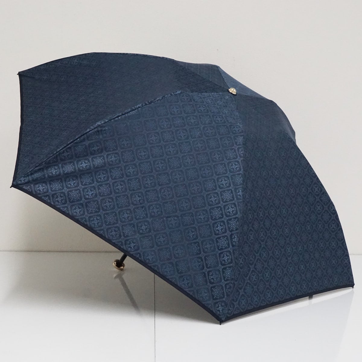 サンバリア100 完全遮光日傘 USED美品 晴雨兼用 ストライプ ブルー UV