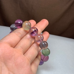 5.レア✩可愛いグラデーションフローライトブレスレット