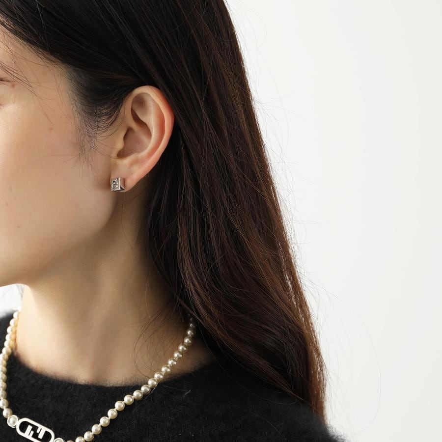 FENDI ピアス 正規品 本日値下げ FENDI/フェンディ ピアス 8AH320 A44G