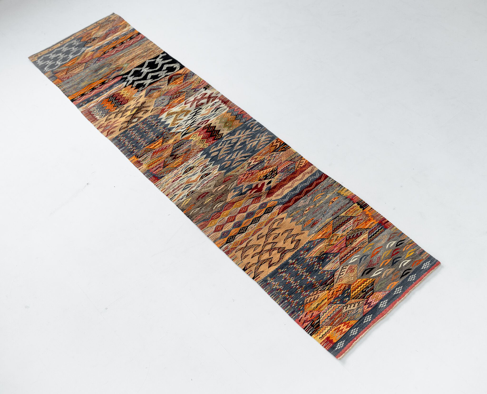 モロッコ アールラトラス キリム | 美しい手織り絨毯展