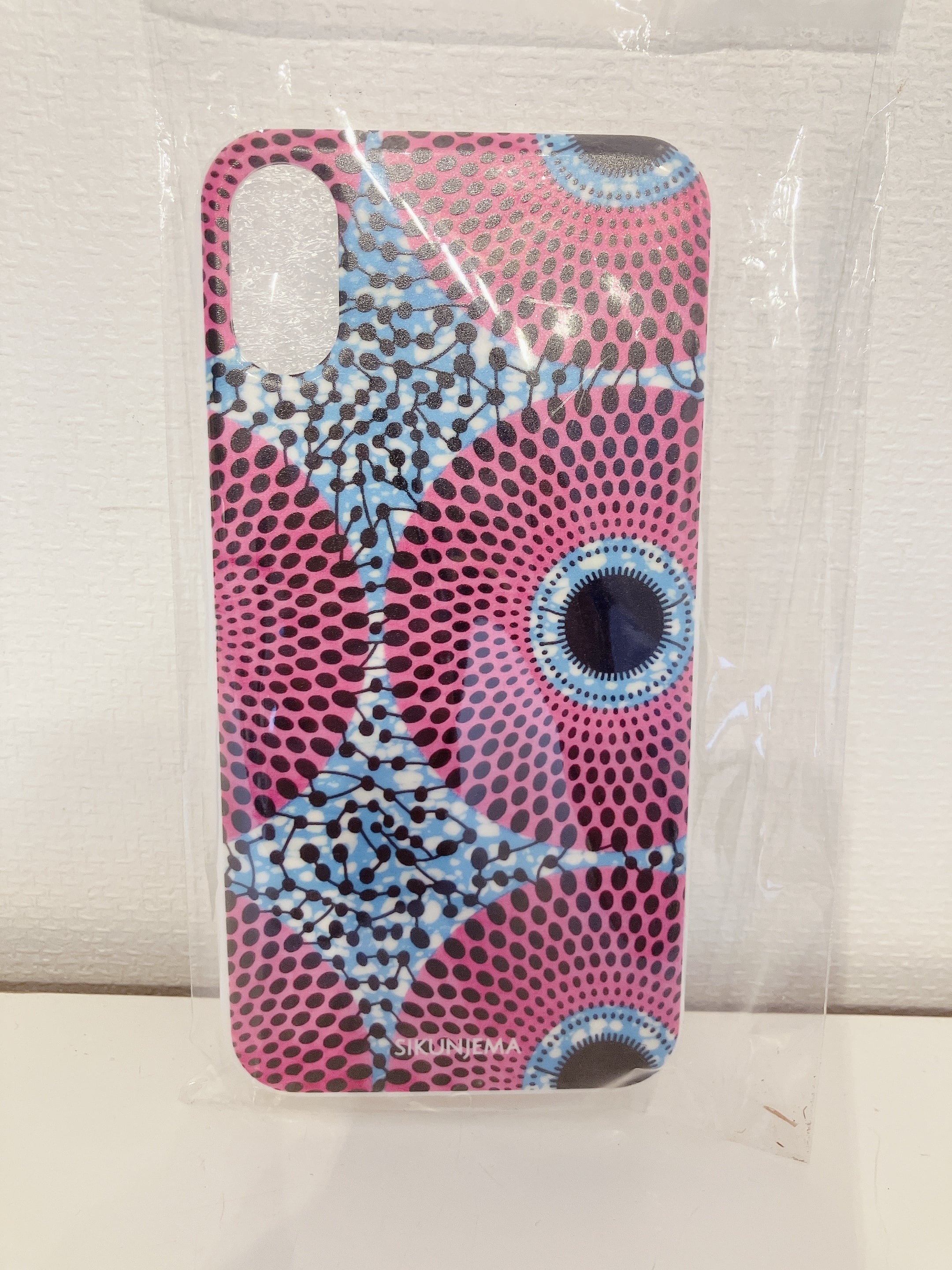 代表のミスにより¥550 携帯ケース