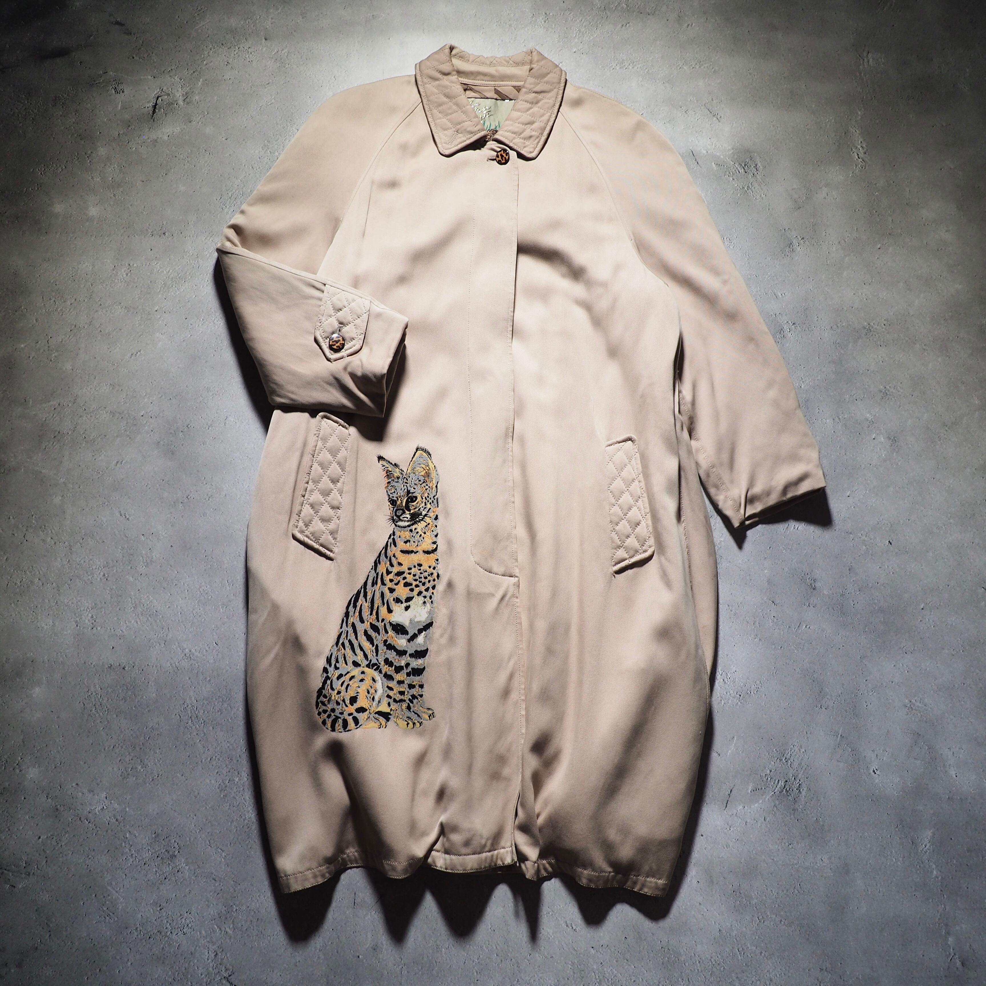 1990s Animal hand painted × Brilliant lining vintage long coat