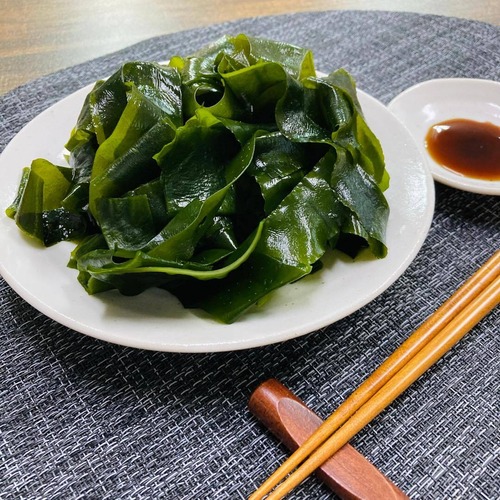 ハーフサイズわかめ（湯通し塩蔵）