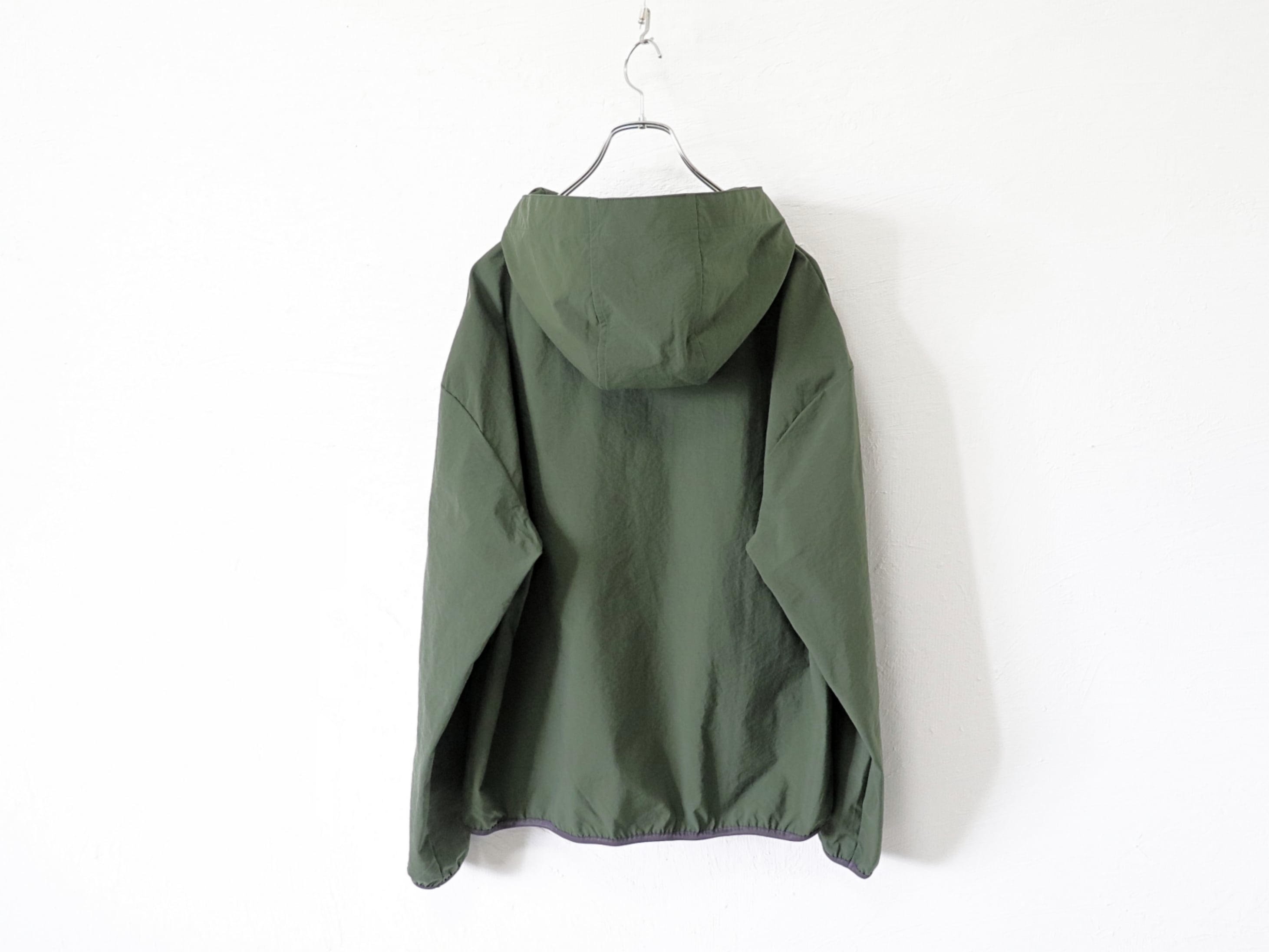 美品 have a good time プルオーバー ナイロンジャケット ロゴ have a good time - Programme Online Store