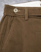 【腰高設計】ハイウエストストレッチテーパードパンツ