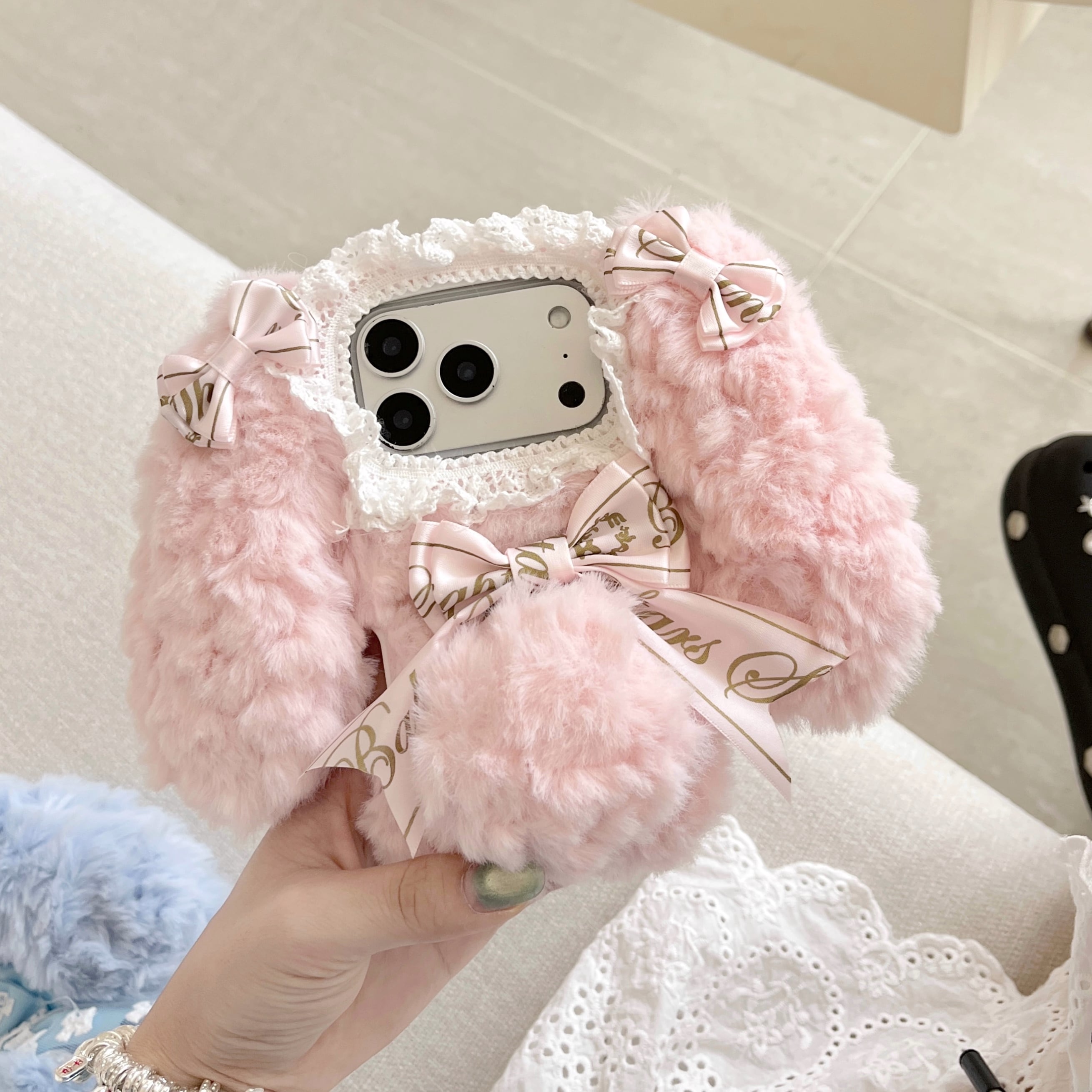 もこもこ ウサギ iPhone 17 16 15 14 13 ケース かわいい ファー