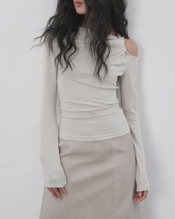 Twisted one-shoulder top ◇2color TH3661