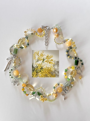 Mimosa frill necklace.