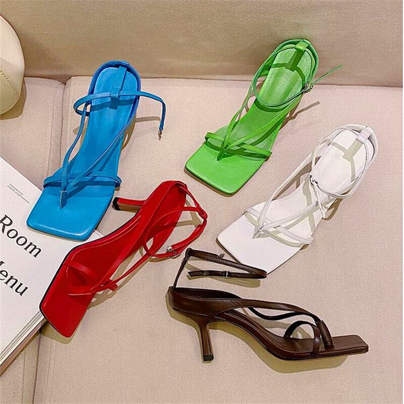 【新作】【送料無料】 セクシーなレディーススクエアトゥハイヒールスタッガードベルトコンビネーションスティレットサマーレディースサンダル レッド 靴 シューズ 夏物 ハーネス スクウェア 10b39473906945