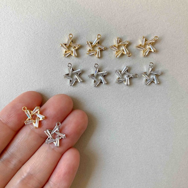 一筆書き星のビジューメタルチャーム（16K/プラチナメッキ）