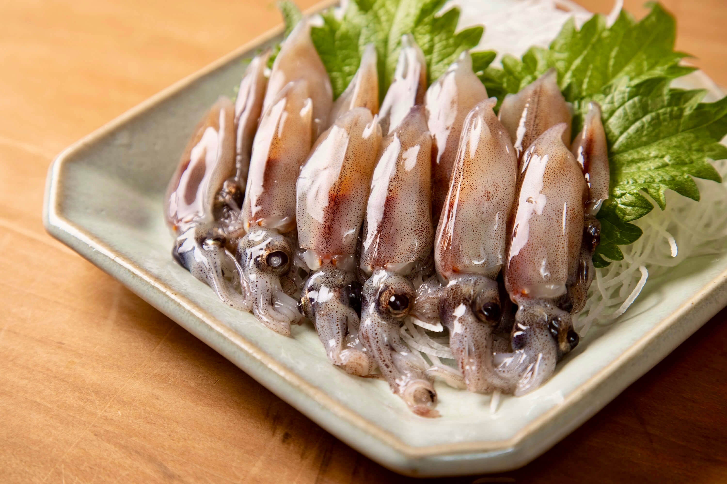 富山湾産ほたるいか 1パック(お刺身・しゃぶしゃぶ用)| 松本魚問屋 | 水と匠 公式通販サイト | 富山のお取り寄せセレクトショップ 富山湾産ほたるいか 1パック(お刺身・しゃぶしゃぶ用)| 松本魚問屋 | 水と匠 公式通販サイト | 富山のお取り寄せセレクトショップ