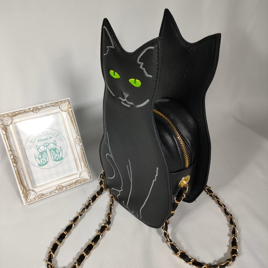 ミアバッグ チェーンショルダー レザー ビジュー 猫ワッペン 黒 袋付き 美品 キーホルダー 黒猫 猫 刺繍 ワッペン ネコ ねこ 猫柄 アニマル