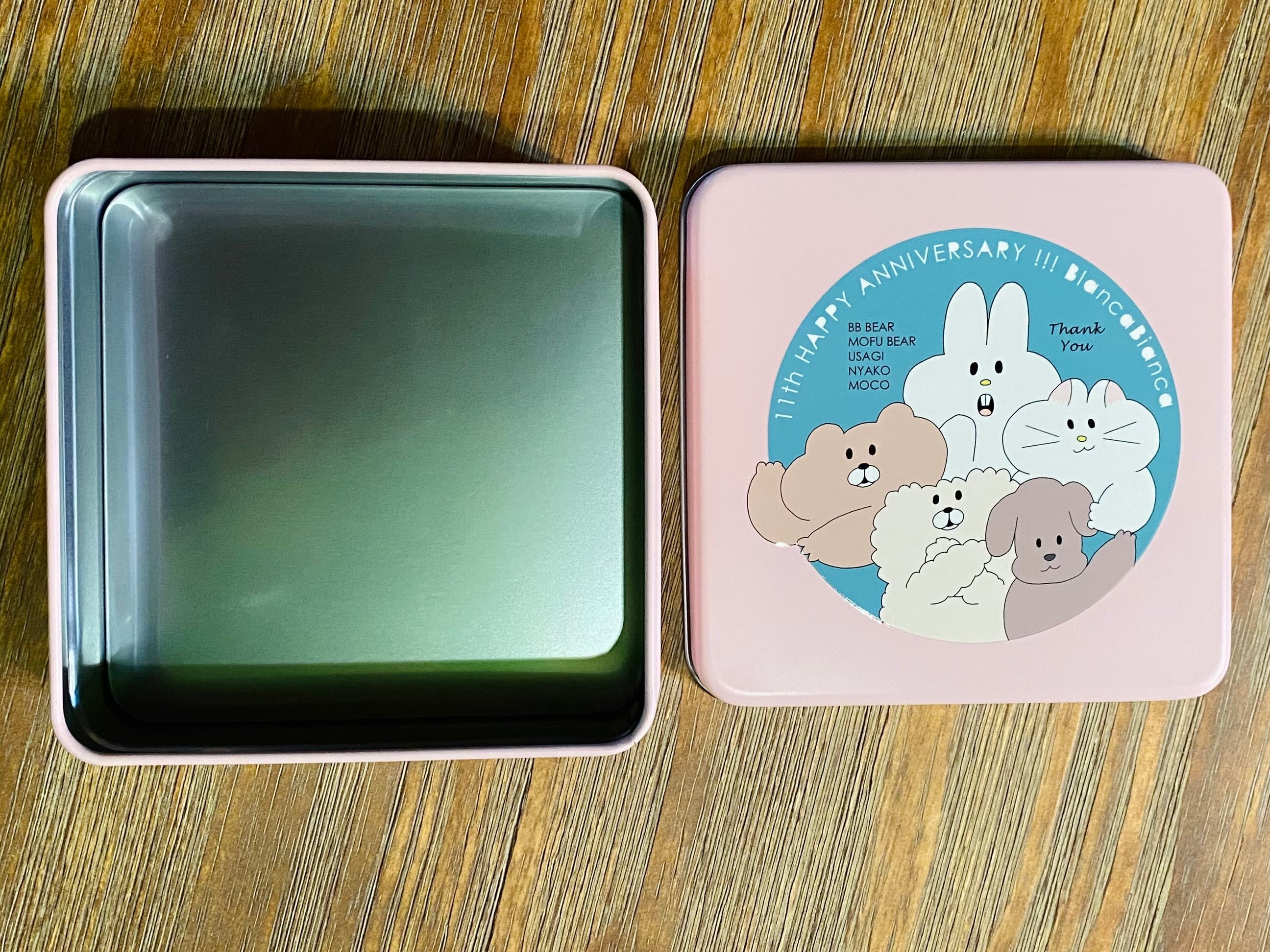 １１周年缶と文具のセット