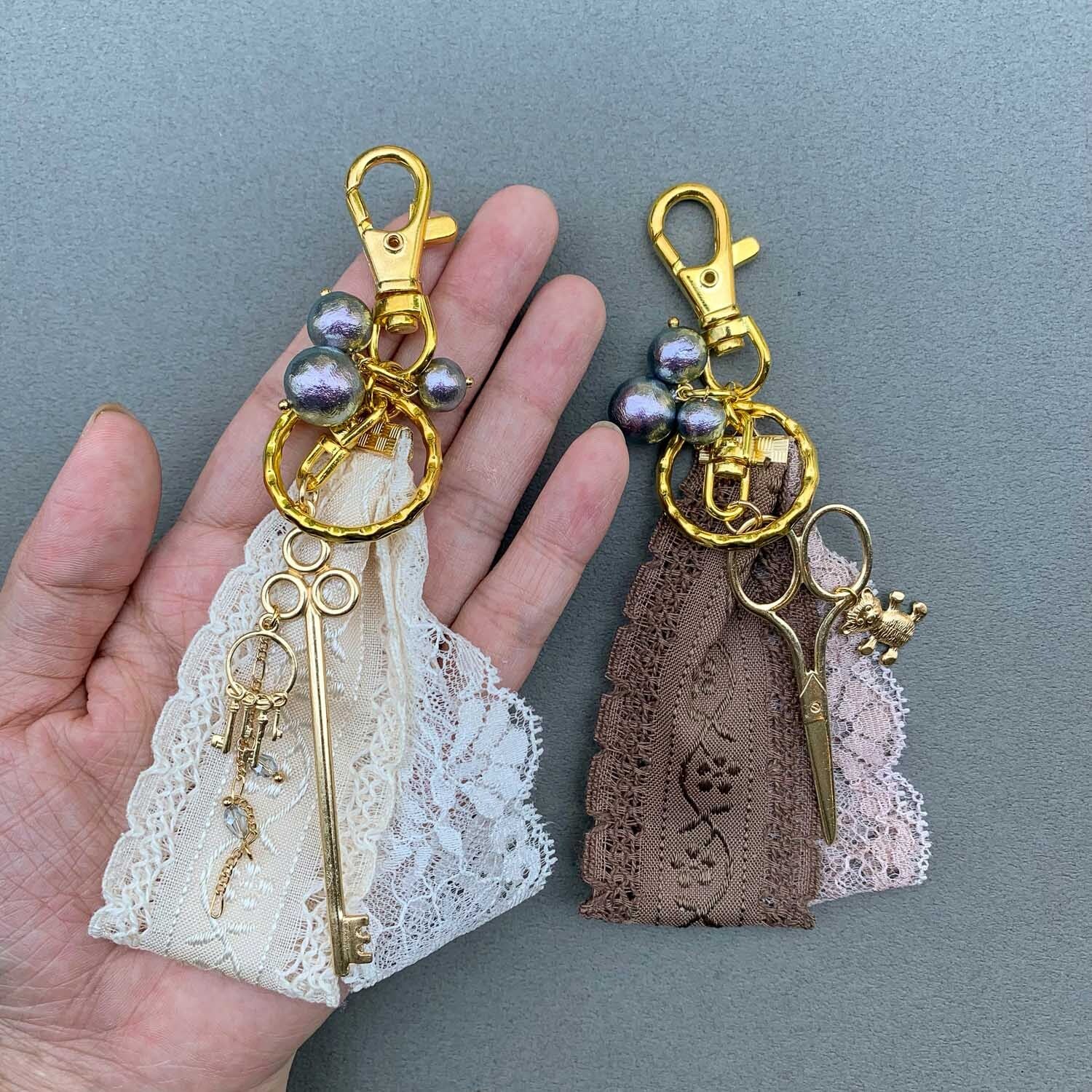 ダブルレースのバッグチャーム | Dua-アクセサリーパーツショップ