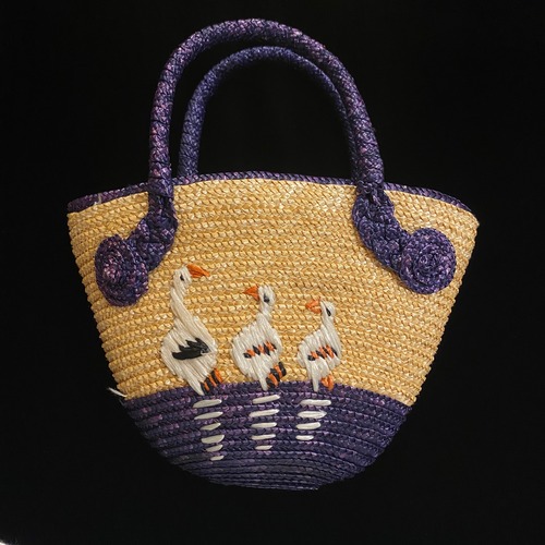 Three ducks small basket