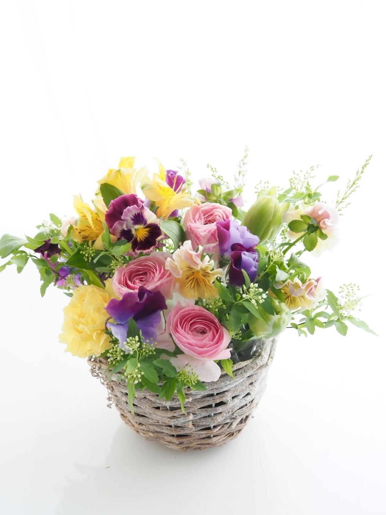 春のお花のアレンジメント