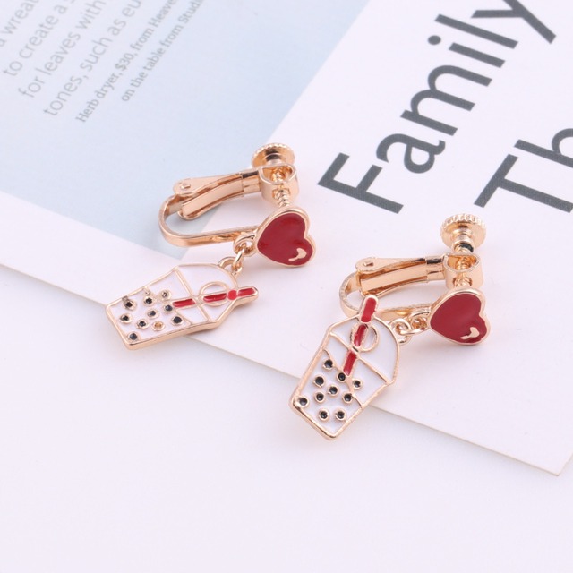 ピアス　イヤリング２タイプ  　(タピオカミルクティープレート)　おしゃれ かわいい個性派アクセサリー 紅茶 ドリンク ユニーク