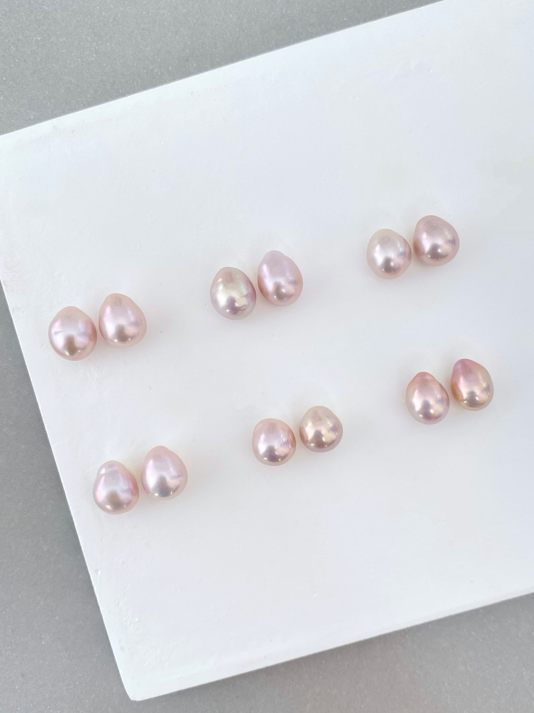 natural color mini drop pearl earrings