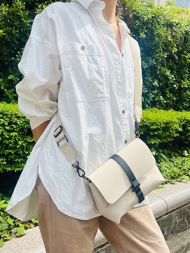 ガストンルーガ(GASTON LUGA) スプラッシュクロスボディバッグ(SPLÄSH CROSSBODY BAG)