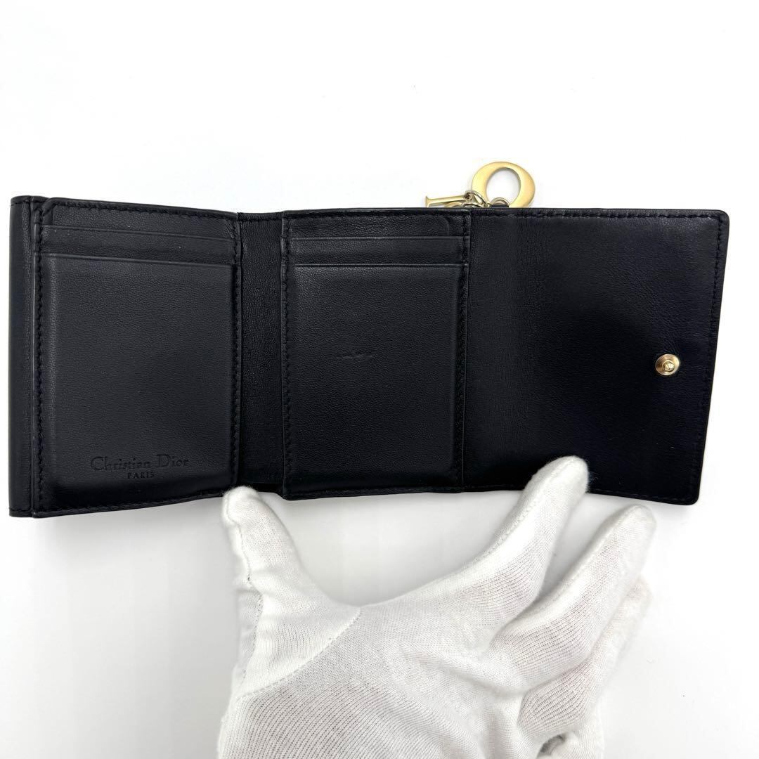 No.607 Christian Dior クリスチャンディオール 三つ折り財布 レディ