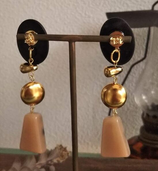 モードなドットパーツピアス