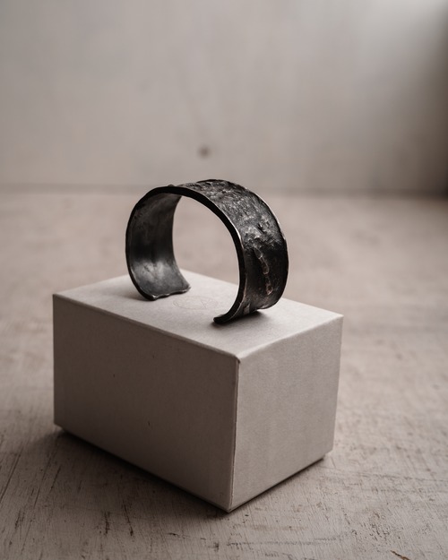 シルバーバングル