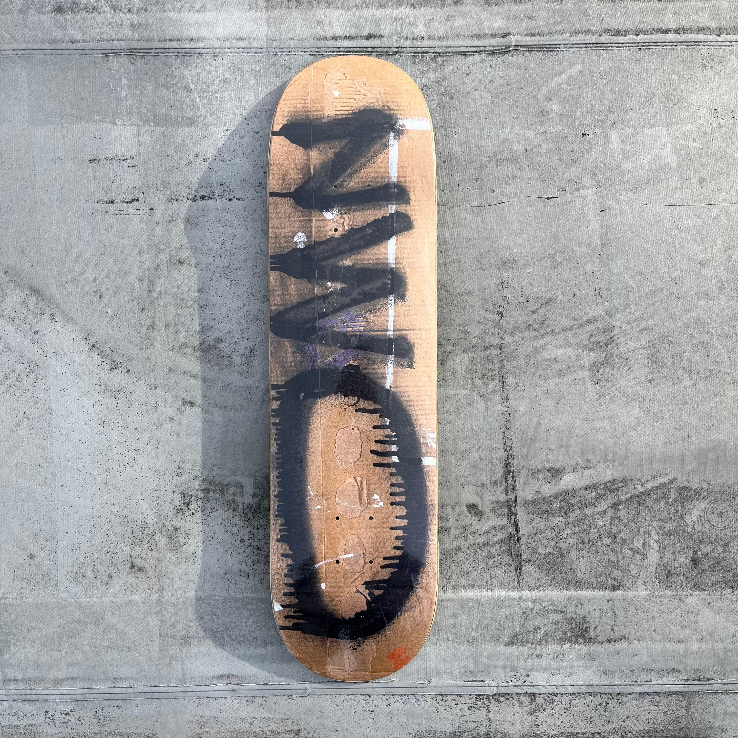 NOVA / CardBoard / 8.25×31.7inch (20.9×80.7cm) | bulldog