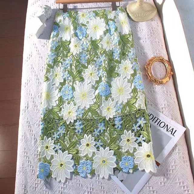 フラワーレーススリムスカート　24124