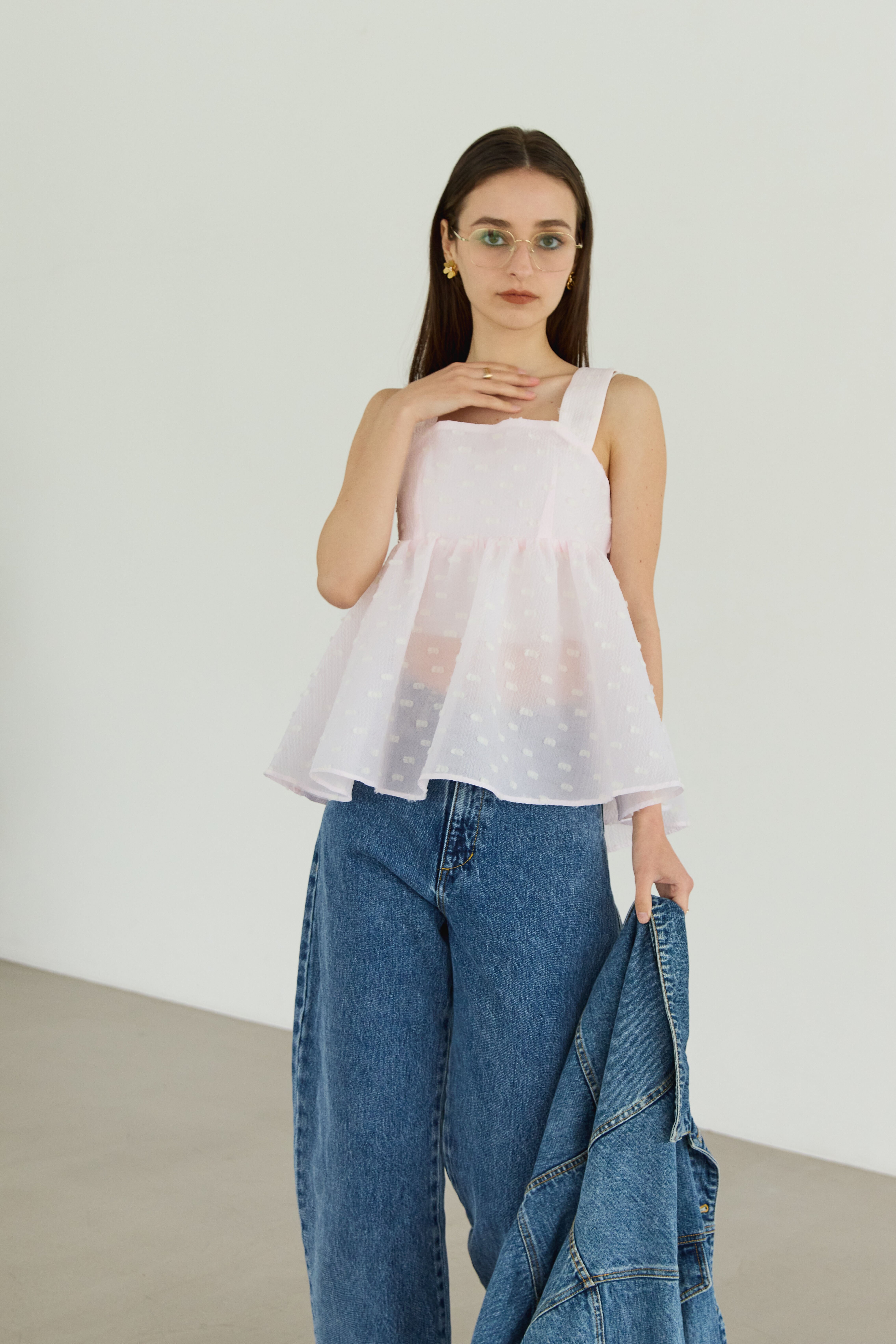Back ribbon dot jacquard top | Bluelea