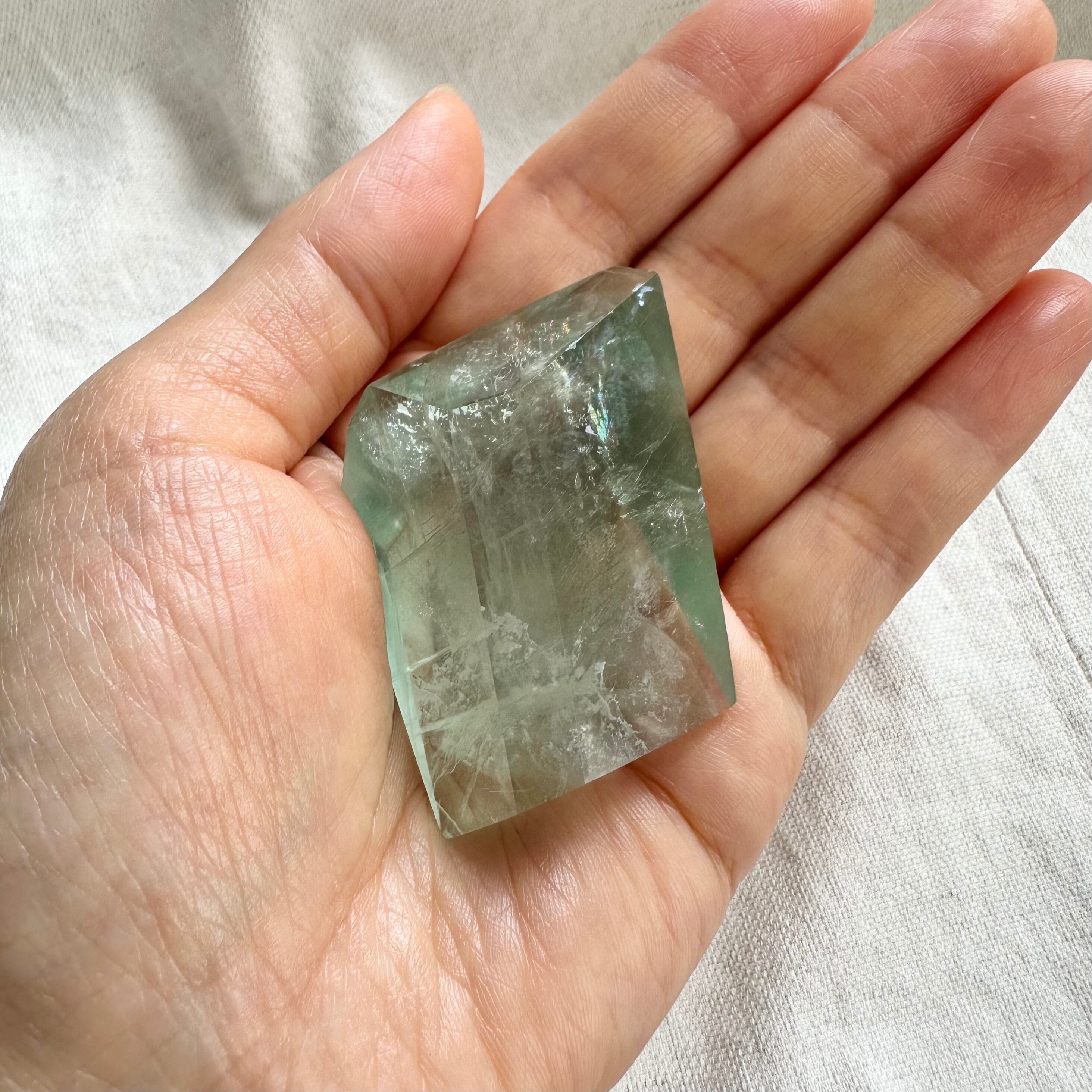 グリーンフローライト タンブル磨き | SAKURA STONE