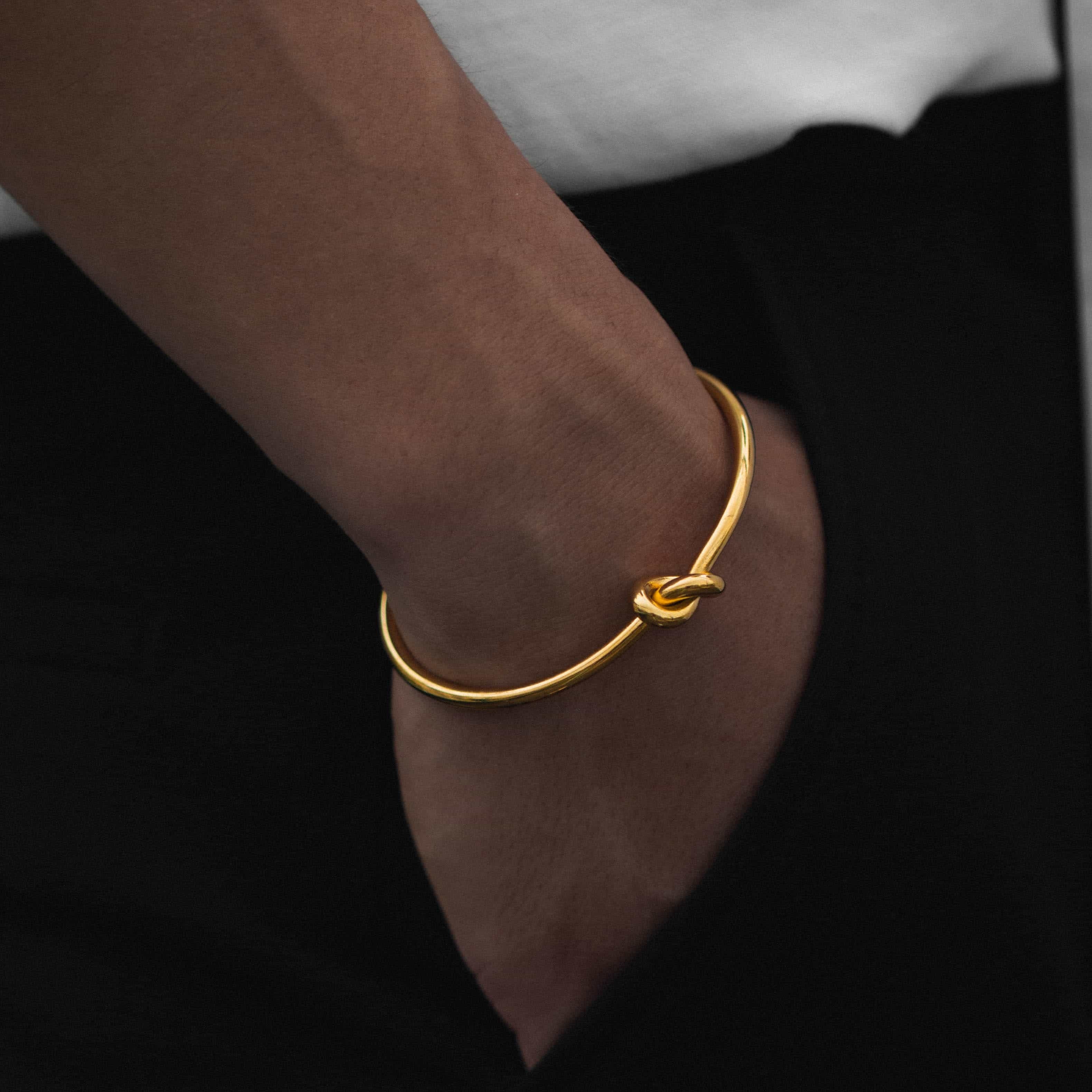 knot bangle (gold) #b24 | garcia