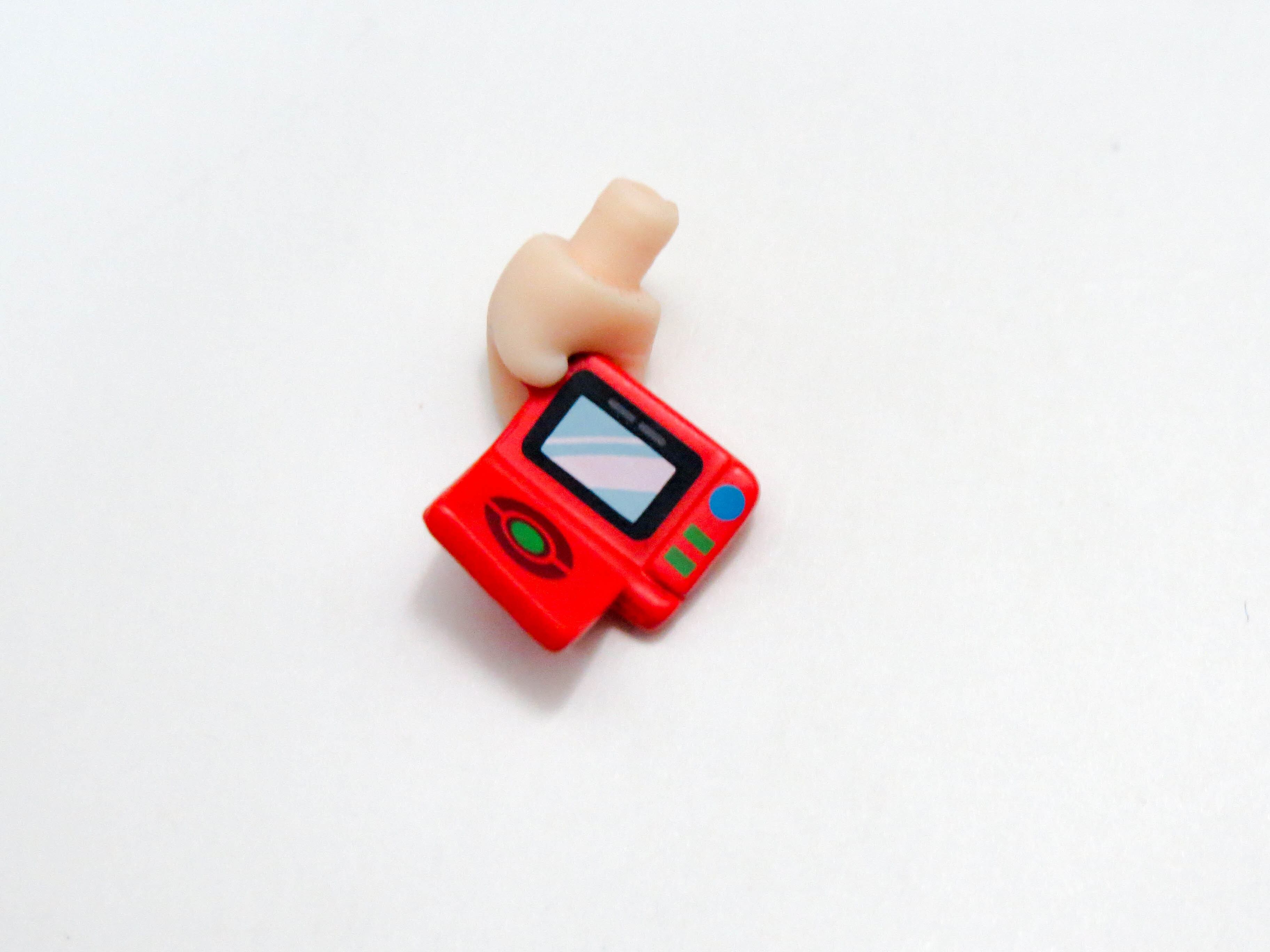 再入荷【425】 レッド 小物パーツ ポケモン図鑑 ねんどろいど | ホビー