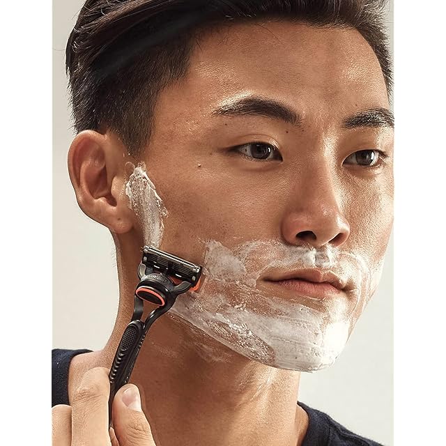 Gillette ジレット 髭剃り 本体 替刃 3個 カミソリ 剃刀 メンズ 深剃り