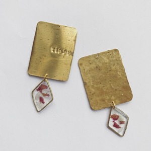 plate earring / pierce