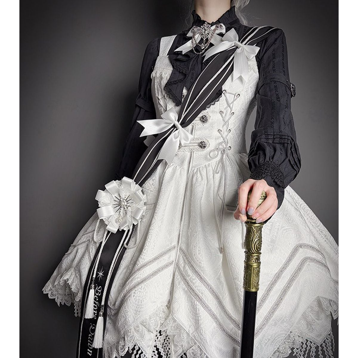 近衛聖騎士・スノーケープ・ミリタリー軍服ロリータセット：JSK