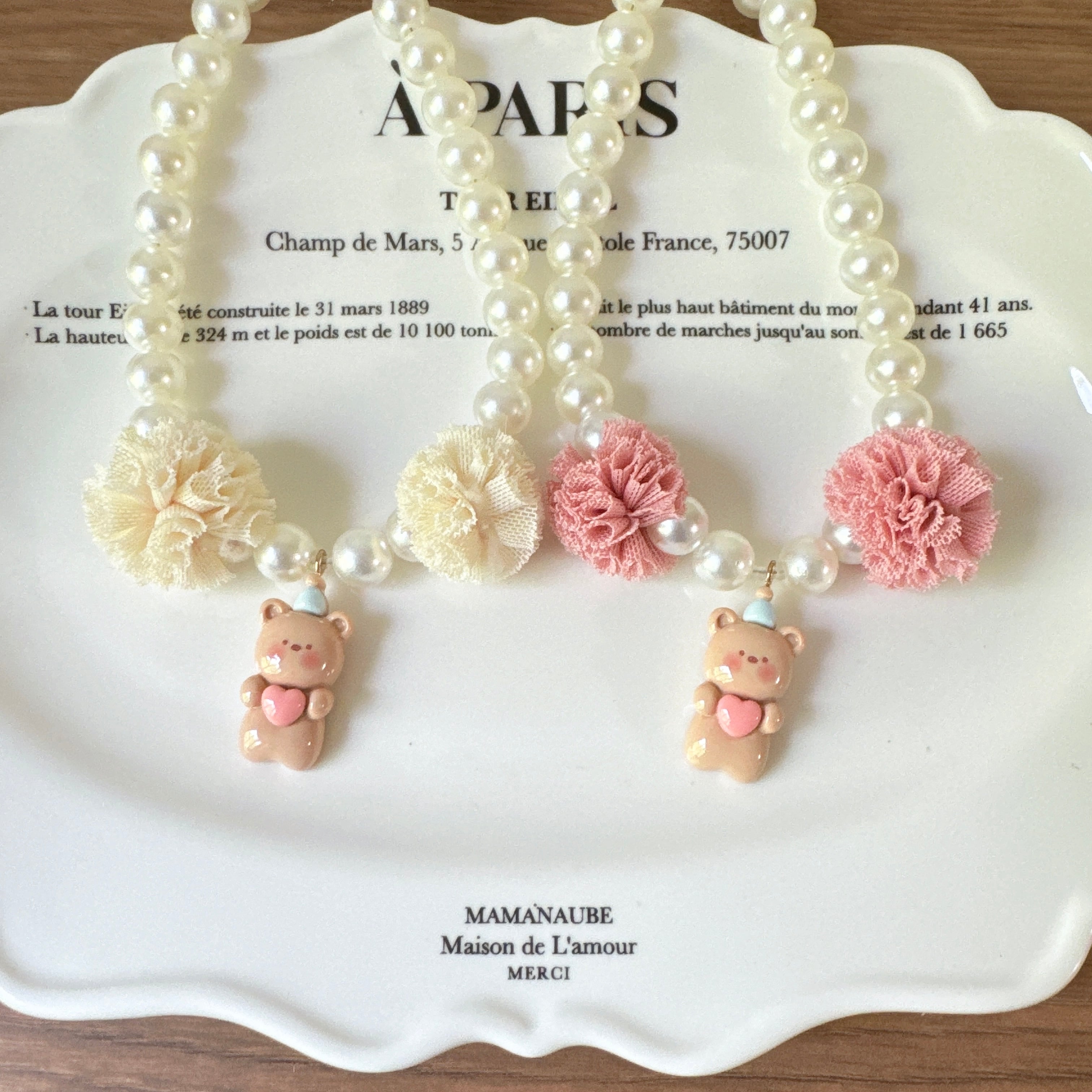 帽子くまさんボンボンレースネックレス