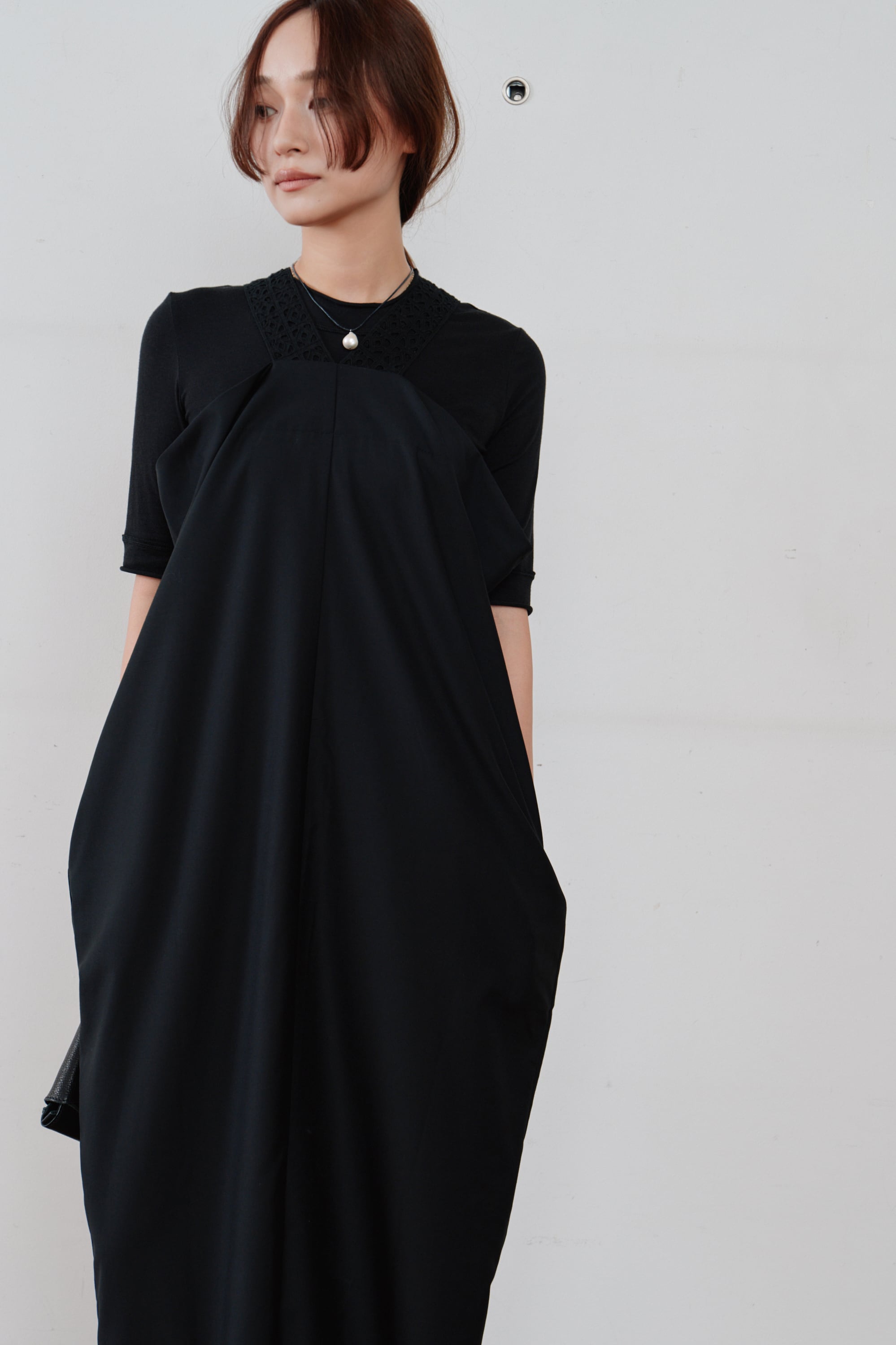 Hella lace tie over dress レースタイオーバードレス Black | planet3rd