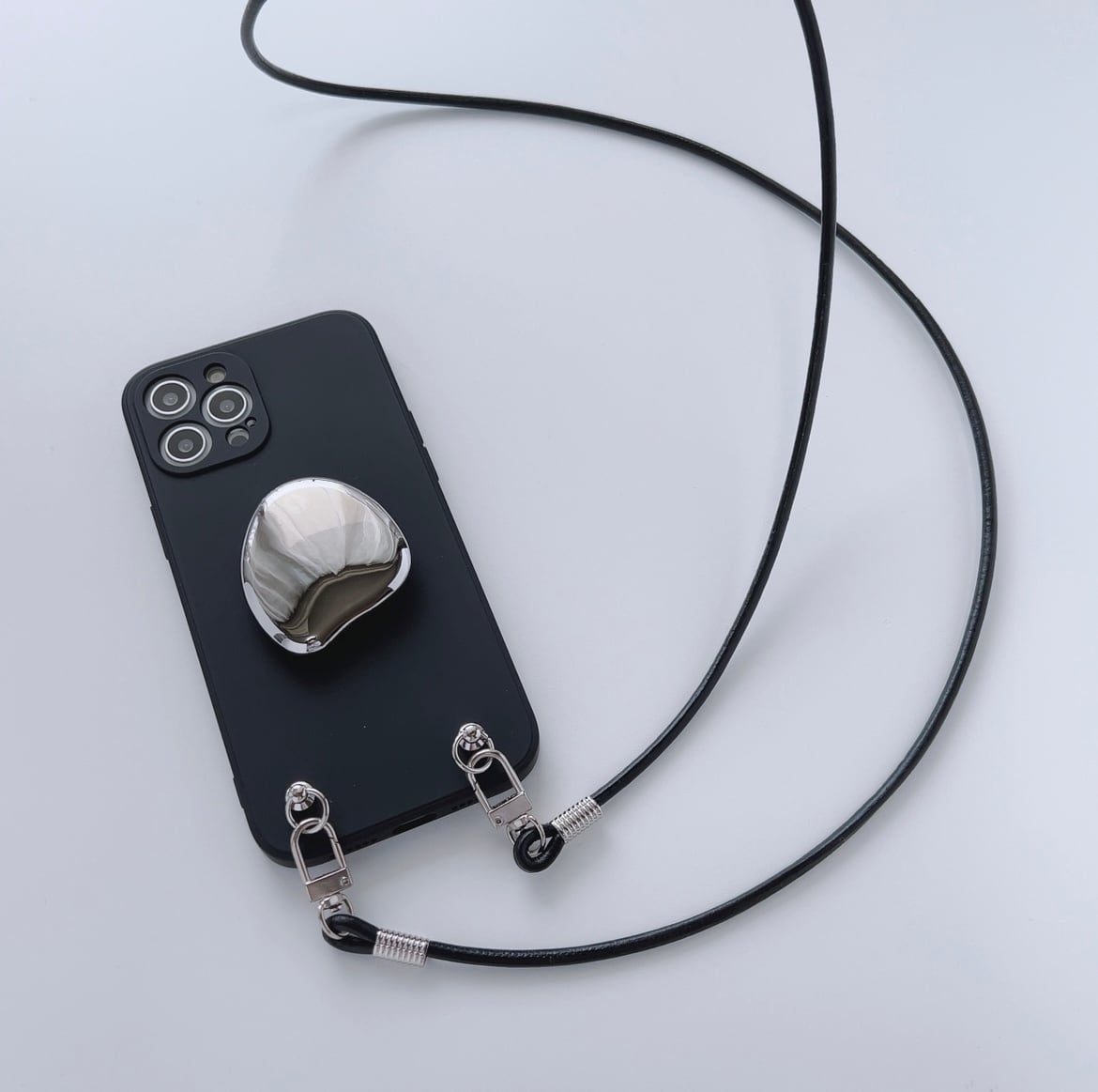 【iDEAL OF SWEDEN 】スマホストラップ ミニバッグ付き※送関込 iPhone スイテキショルダーケース | Lune (リュンヌ)
